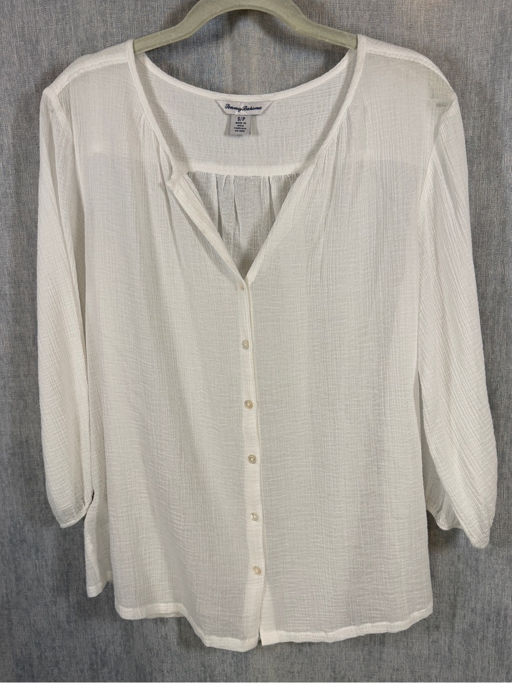 Tommy Bahama White Notched V neck Gauze Button Front Blouse S Coastal Vacation
